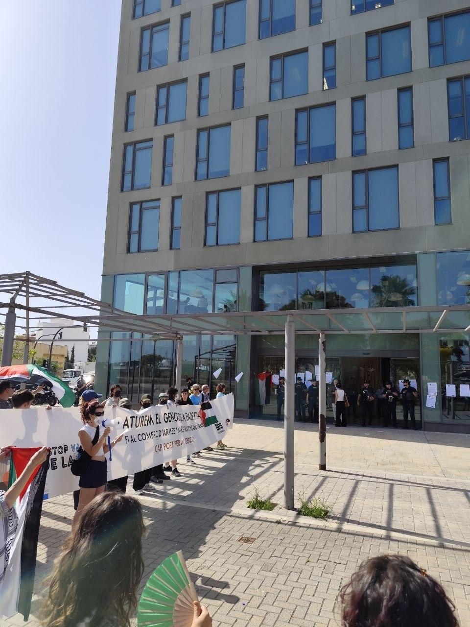 Posted media